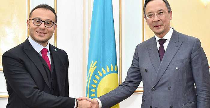 Turkic Council Secretary General Ambassador Ramil Hasanov met with Minister of Foreign Affairs of the Republic of Kazakhstan Kairat Abdrakhmanov.