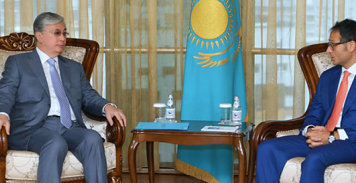 Secretary General Ambassador Ramil Hasanov met with the Chairman of the Senate of Kazakhstan H.E. Kassym-Jomart Tokayev in Astana.