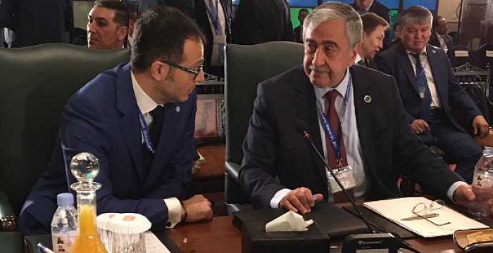 Turkic Council Secretary General Ambassador Ramil Hasanov held several meetings during the 13th Summit of ECO Heads of State.