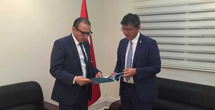 Deputy Secretary General Abzal Saparbekuly made a courtesy visit to Ambassador Salih Mutlu Şen, Permanent Representative of the Republic of Turkey to the Organisation of Islamic Cooperation (OIC)