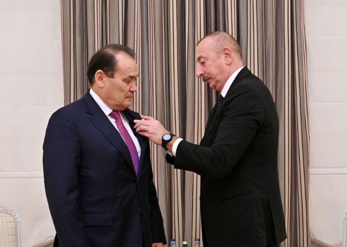 President Ilham Aliyev awarded Secretary General Baghdad Amreyev with high state award of Azerbaijan 