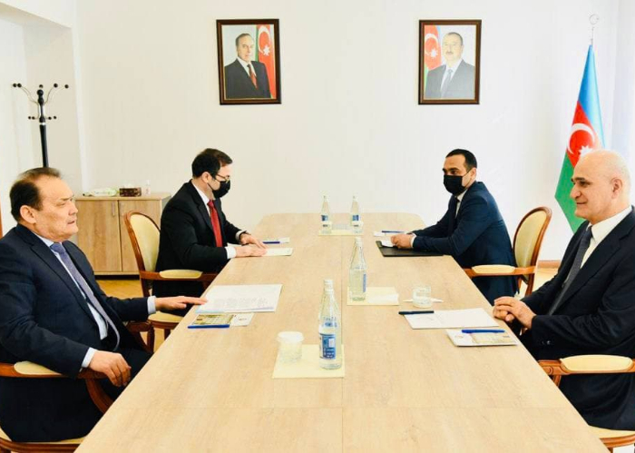 The Secretary General met with the Deputy Prime Minister of the Republic of Azerbaijan 