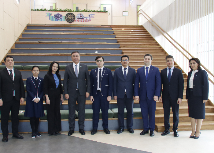 Secretary General visited Presidential School in Tashkent