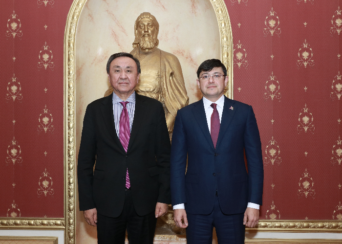 OTS Secretary General met the Chairman of the State Committee of Azerbaijan for Work with Diaspora