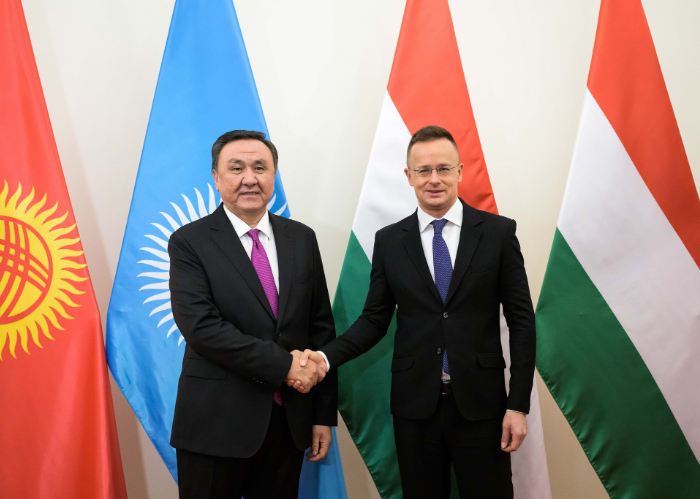 Secretary General met with the Minister of Foreign Affairs and Trade of Hungary