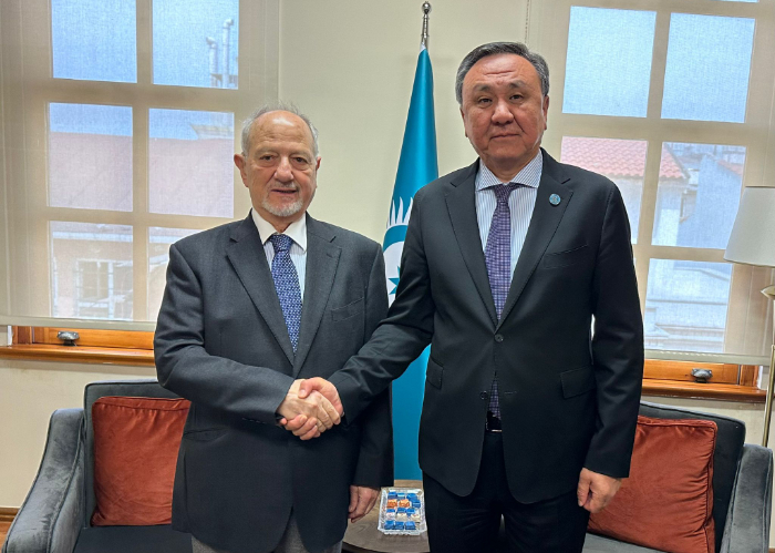 The OTS Secretary General Received Former OTS Secretary General