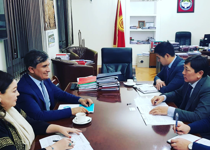 Deputy Secretary General of the Turkic Council Dr. Ömer Kocaman met with the Deputy Minister of Economy of the Kyrgyz Republic Avtandil Alıbayev.