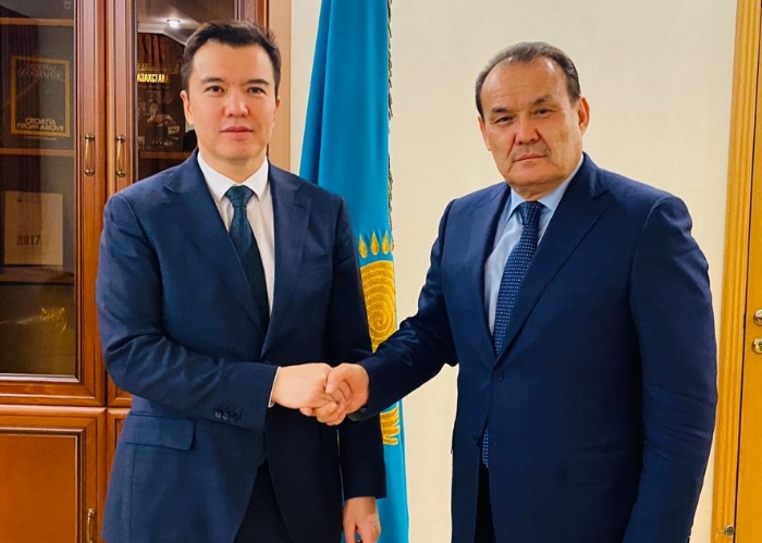 Turkic Council Secretary General H.E.Baghdad Amreyev met with the Minister of National Economy of the Republic of Kazakhstan, H.E. Ruslan Dalenov in Nur Sultan on 5 March 2020.